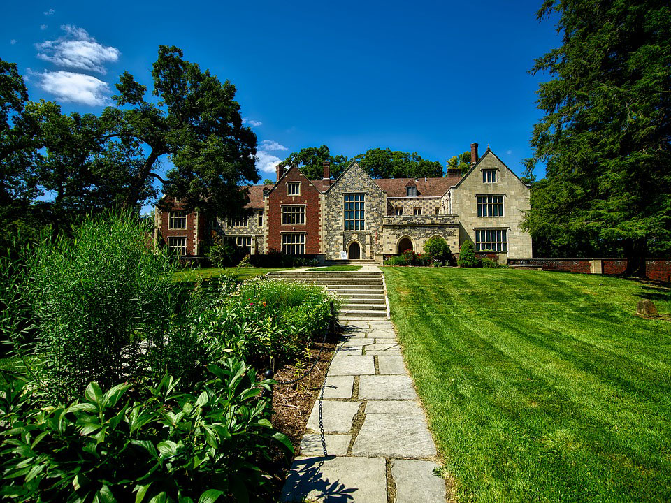 lawn maintenance Sheffield Rotherham Doncaster