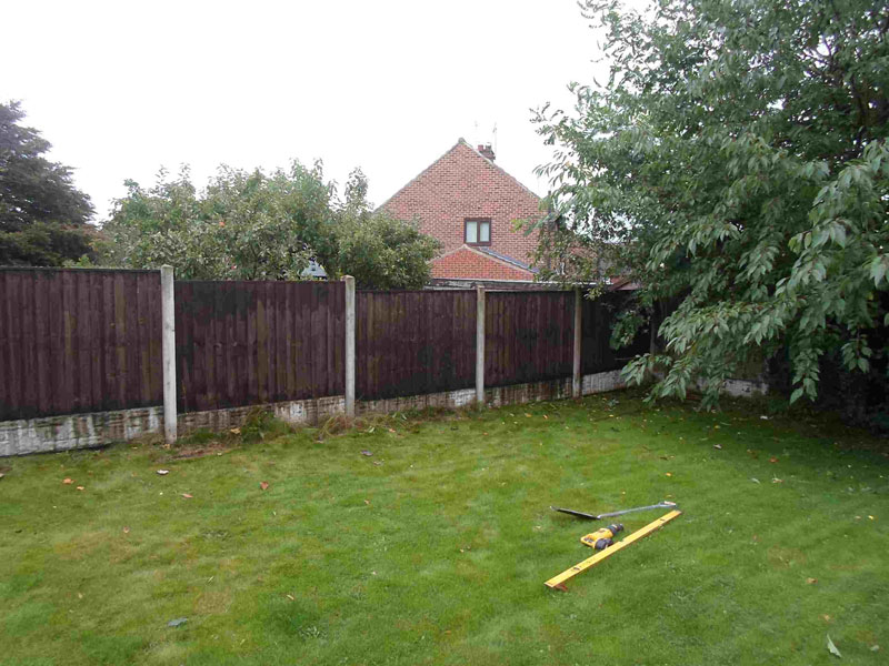 replacement fencing Rotherham